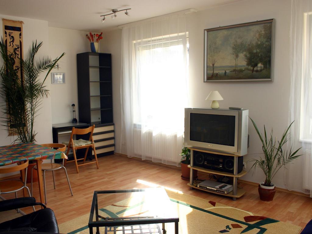 Arriva Apartment, Optional Indoor Parking Budapest Eksteriør billede